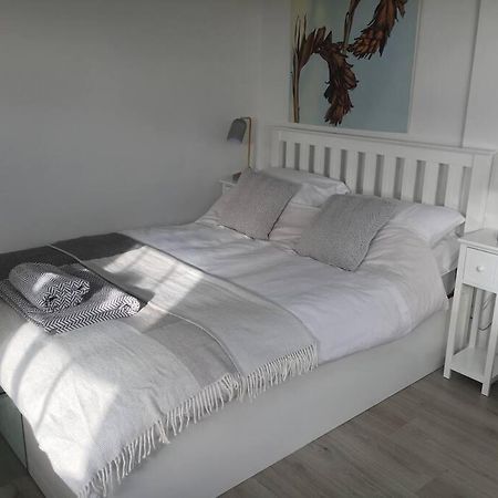 Brighton Boutique Garden Studio With Free Parking Exterior photo